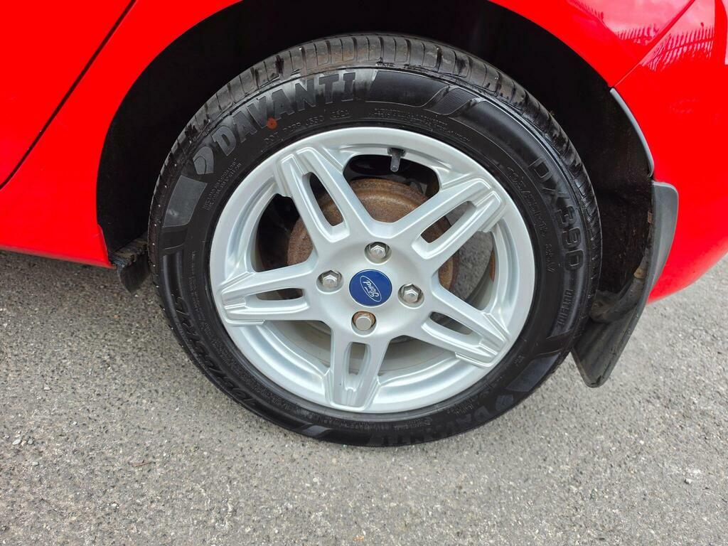 Ford Fiesta Style 59 Bhp White #16