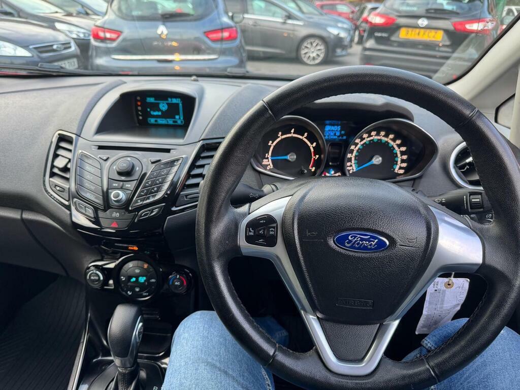 Ford Fiesta Style 59 Bhp White #7