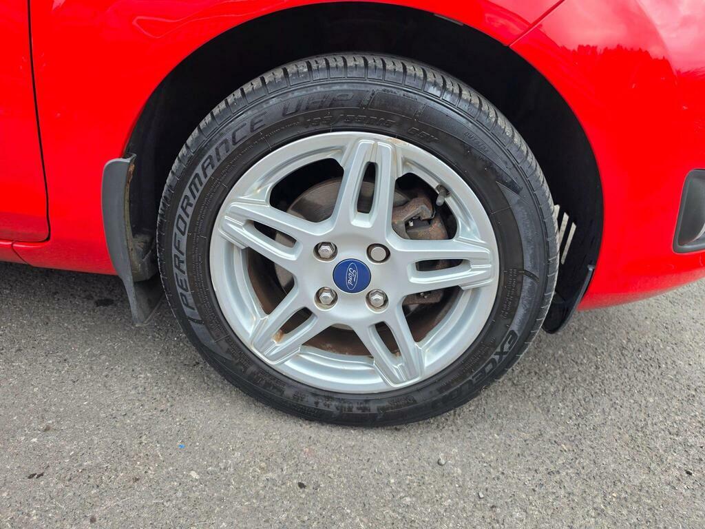 Ford Fiesta Style 59 Bhp White #17