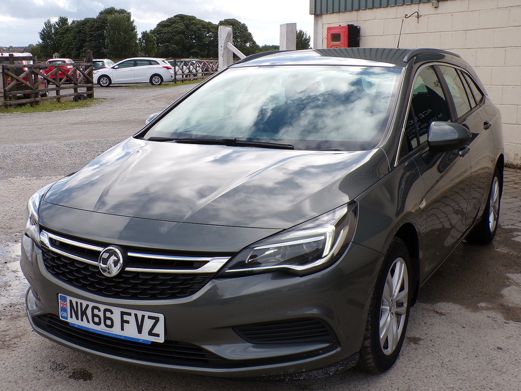 Vauxhall Astra Cdti Ecoflex Design NK66FVZ Grey #4