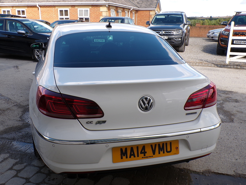 Volkswagen CC Tdi Bluemotion Tech Gt White #6