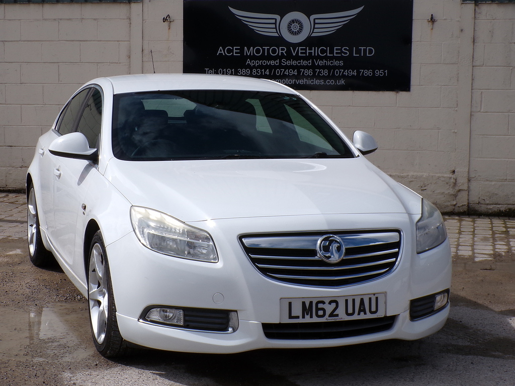 Vauxhall Insignia Cdti Ecoflex Sri VX Line White #2