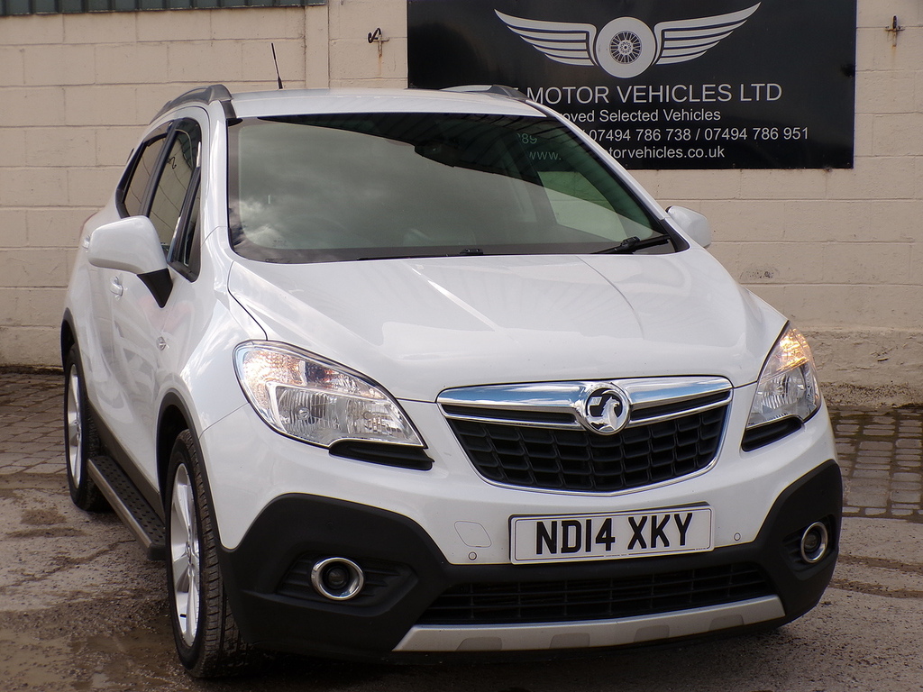 Vauxhall Mokka Cdti Tech Line ND14XKY White #2