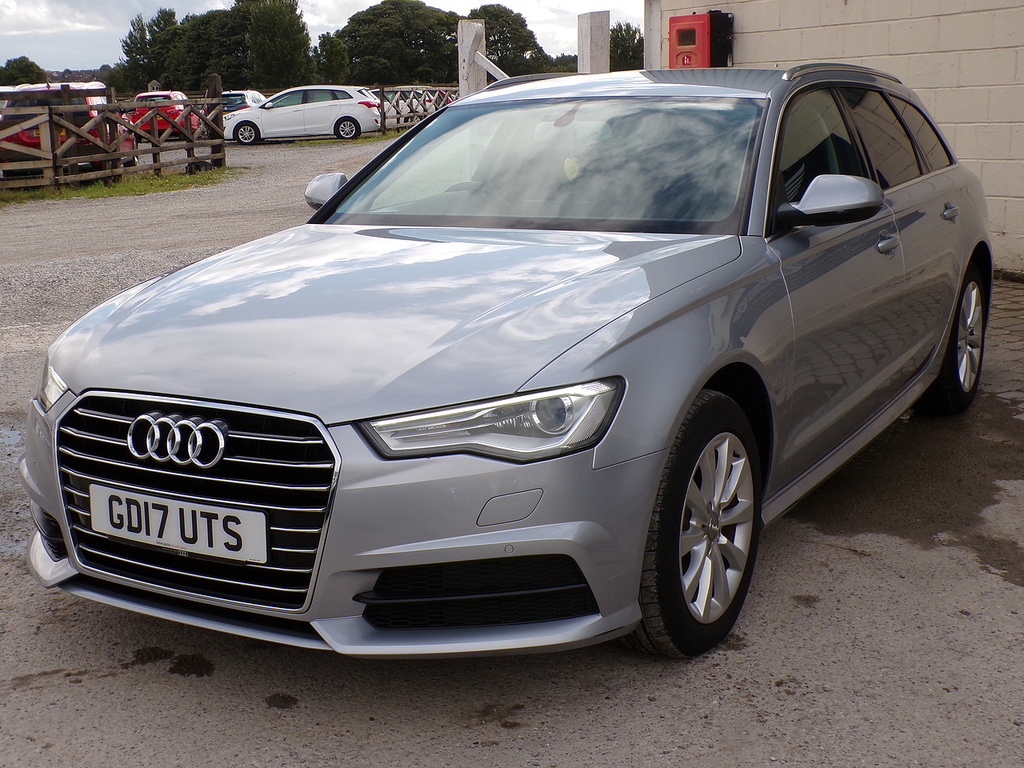 Audi A6 Avant Tdi Ultra Se Executive GD17UTS Silver #4