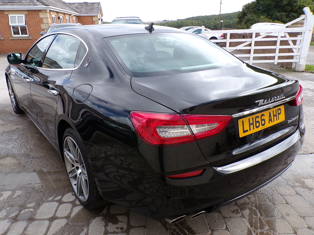 Maserati Quattroporte D V6 Black #6