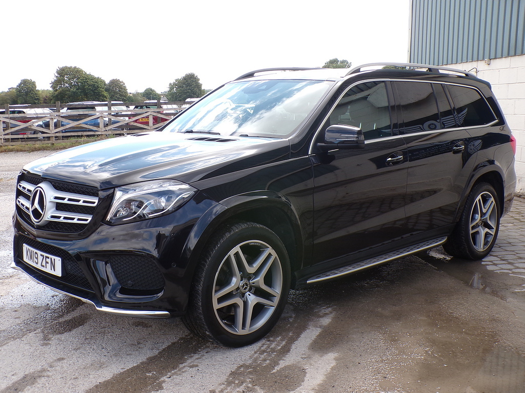 Mercedes-Benz GLS Class Gls350d V6 Amg Line Black #5