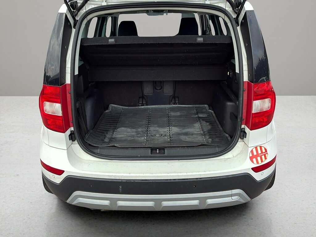 Skoda Yeti Elegance Silver #8