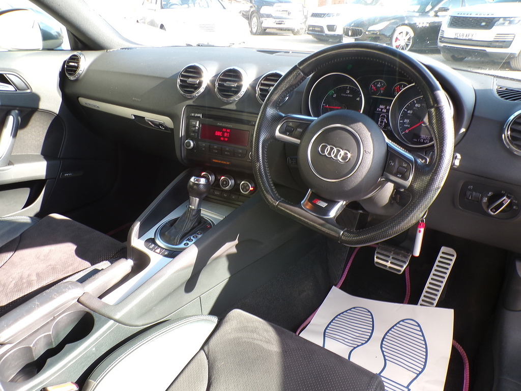 Audi TT 2.0 Tdi Sport Quattro Euro 5 Black #13