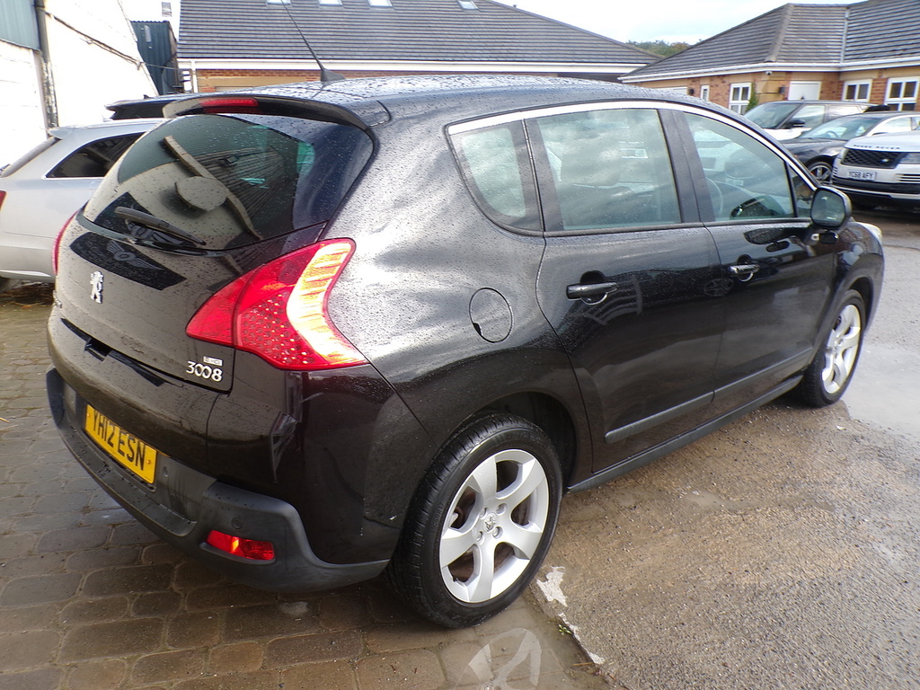 Peugeot 3008 Active Hdi Black #9