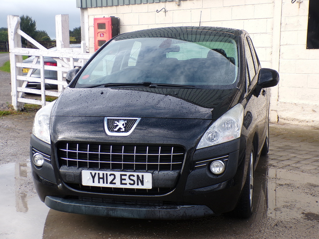 Peugeot 3008 E-hdi Sport Black #3