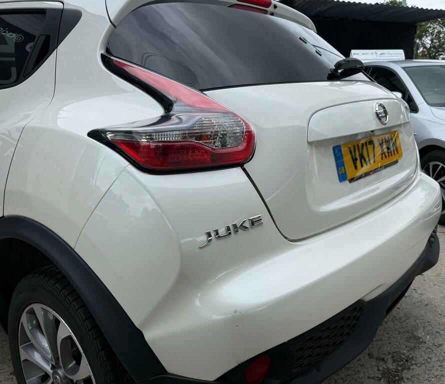 Nissan Juke Hatchback Black #8