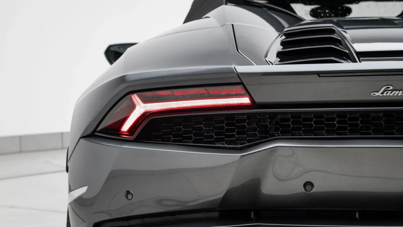 Lamborghini Huracan Performante Black #9