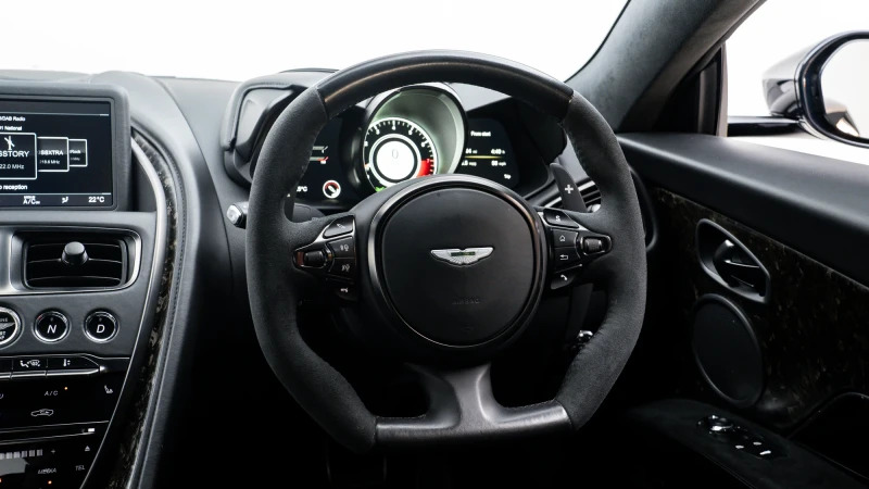 Aston Martin DBS Dbs Superleggera V12 Silver #23