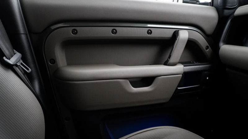 Land Rover Defender D250 X-dynamic Se Swb Blue #41
