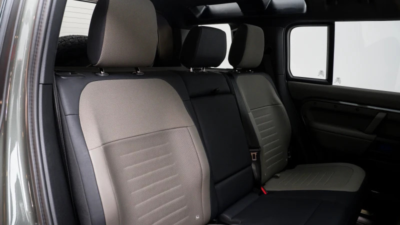 Land Rover Defender D250 X-dynamic Se Swb Blue #8