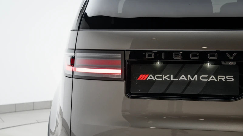 Land Rover Discovery 3.0 D350 Dynamic Hse Black #15