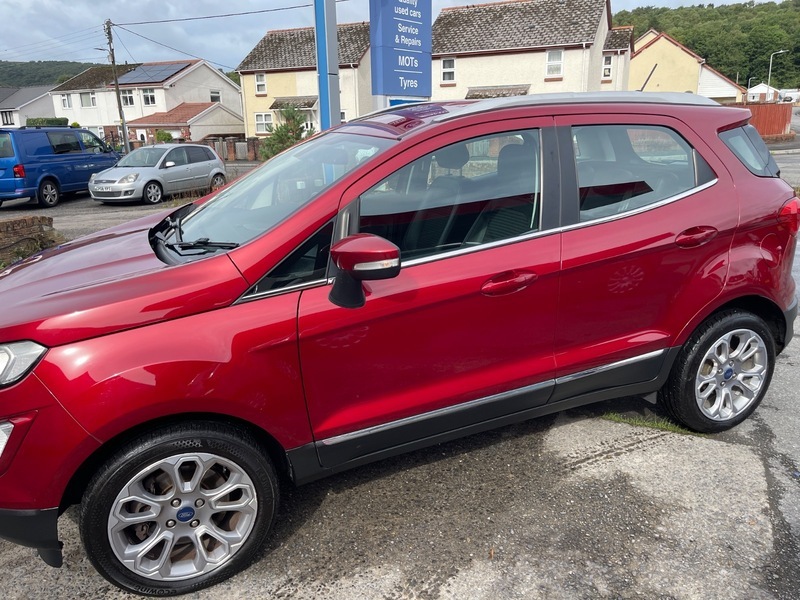 Ford Ecosport Titanium Red #4