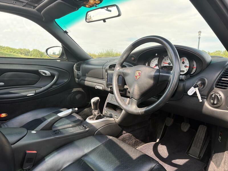 Porsche 911 2dr Black #17