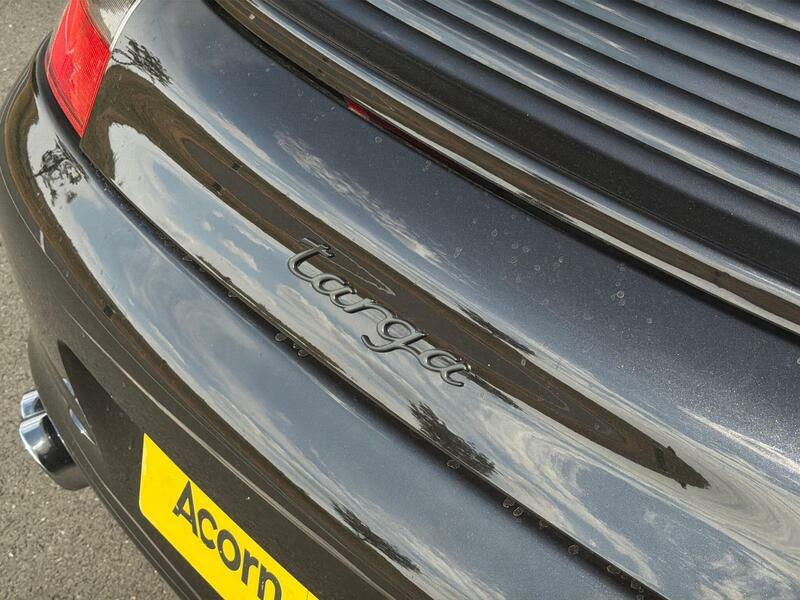 Porsche 911 2dr Black #33