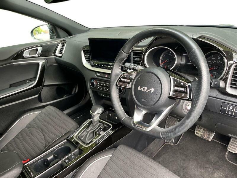 Kia Xceed 1.0 T-gdi Mhev Gt-line Dct Euro 6 Ss Silver #3