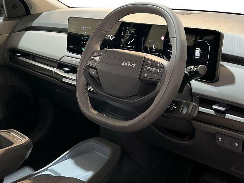 Kia EV3 81.4Kwh Air Black #3