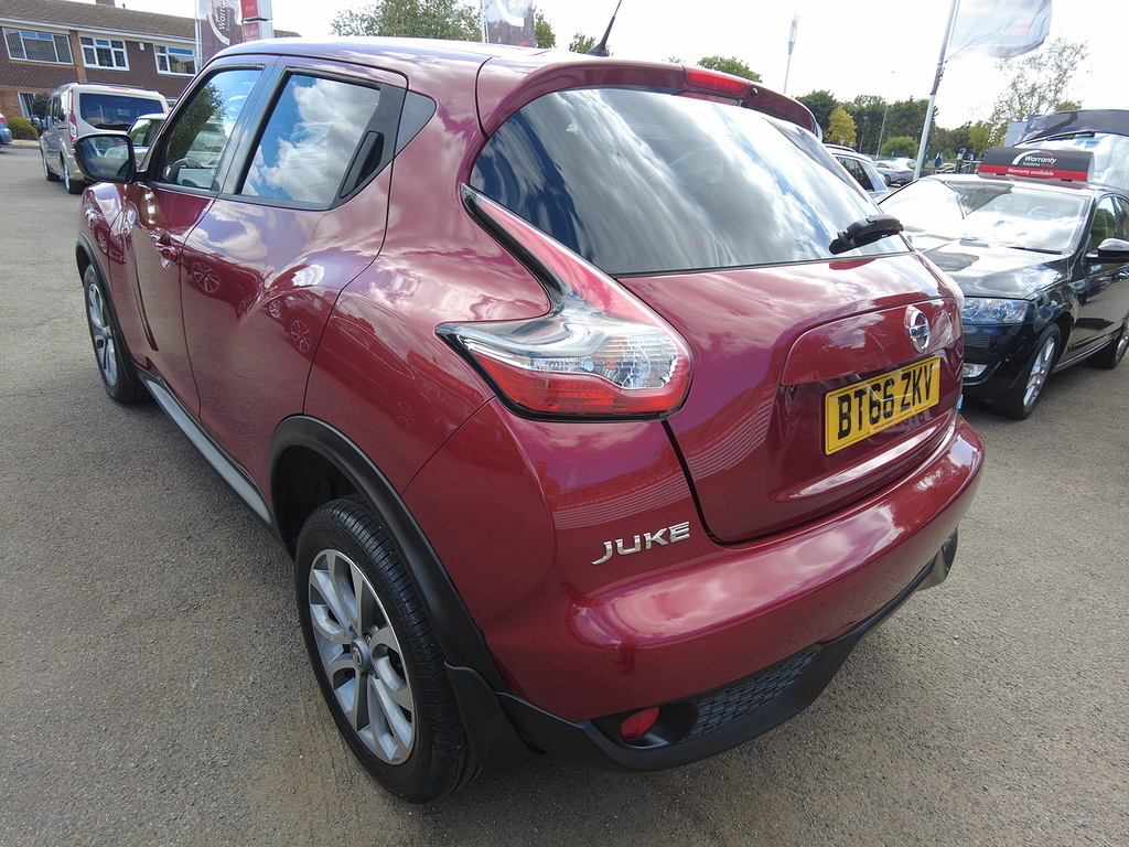 Nissan Juke Dci Tekna BT66ZKV Red #5