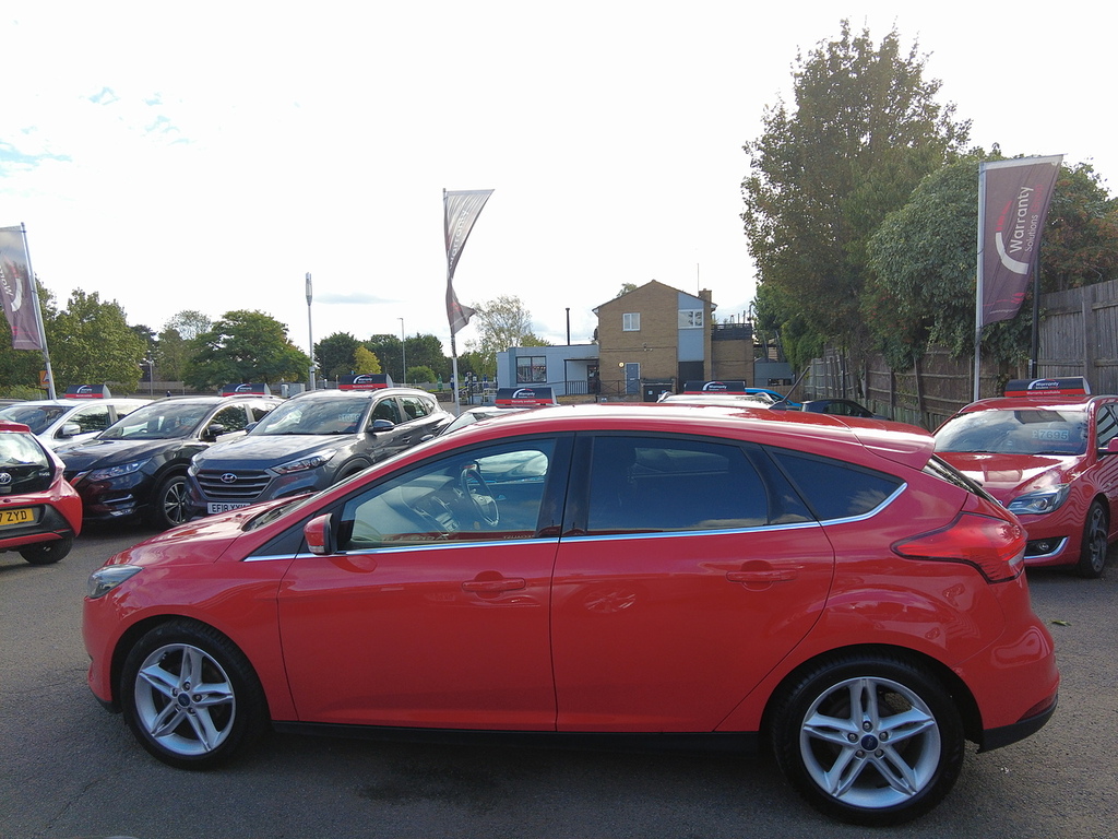 Ford Focus T Ecoboost Zetec Edition MD17ZWY Red #6