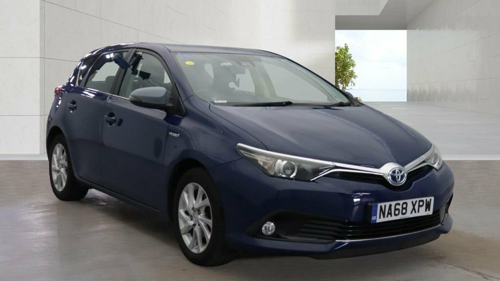 Toyota Auris 1.8L Icon Tech Blue
