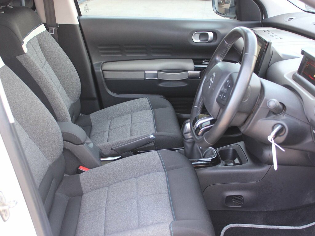 Citroen C4 Cactus 1.6 Bluehdi Flair Hatchback Euro White #3