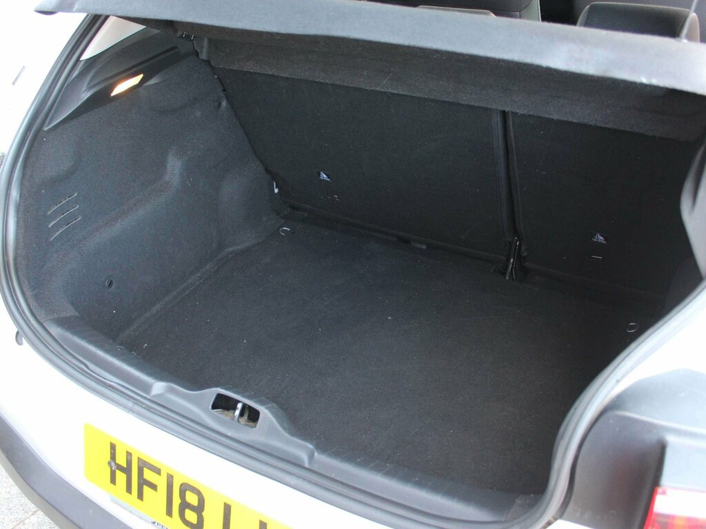 Citroen C4 Cactus 1.6 Bluehdi Flair Hatchback Euro White #5