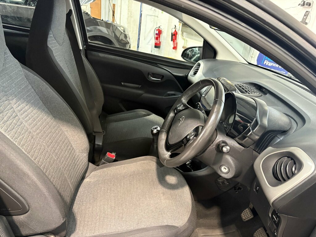 Citroen C1 Feel Orange #9