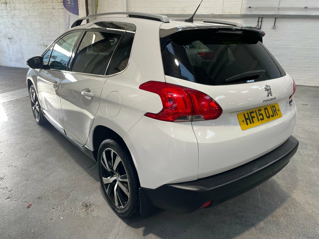Peugeot 2008 1.6 E-hdi Feline Suv Euro 5 Ss White #3
