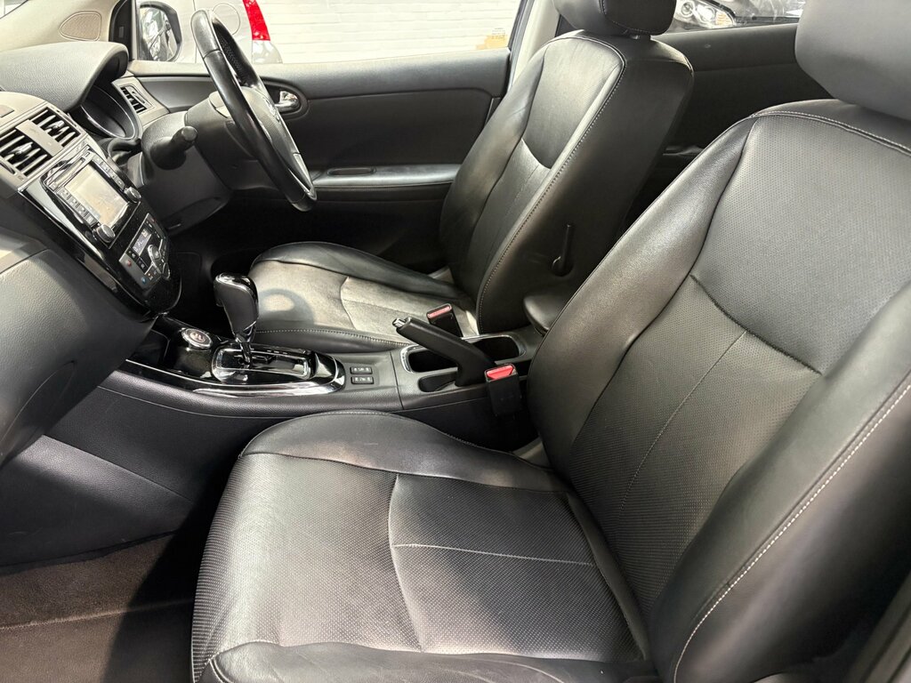 Nissan Pulsar N-connecta Dig-t Xtronic #10