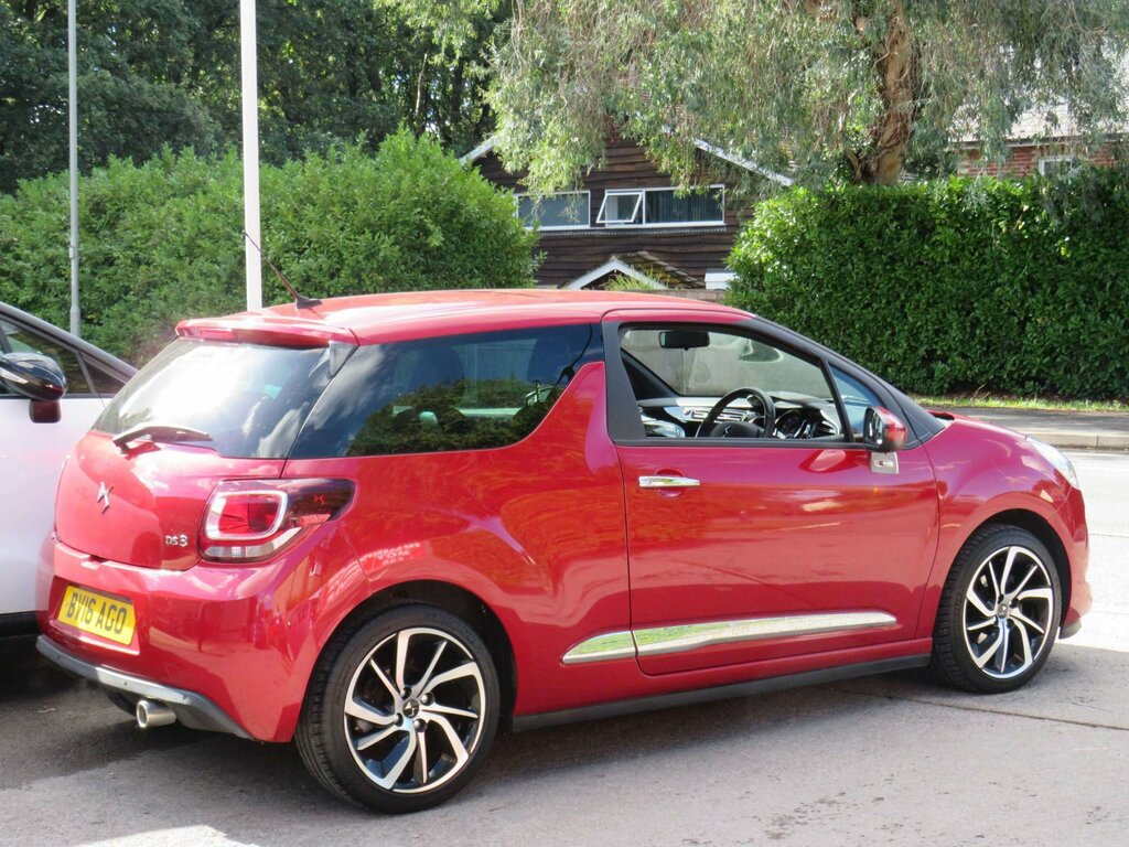 DS DS 3 1.2 Puretech Dstyle Nav Hatchback Manua Red #5