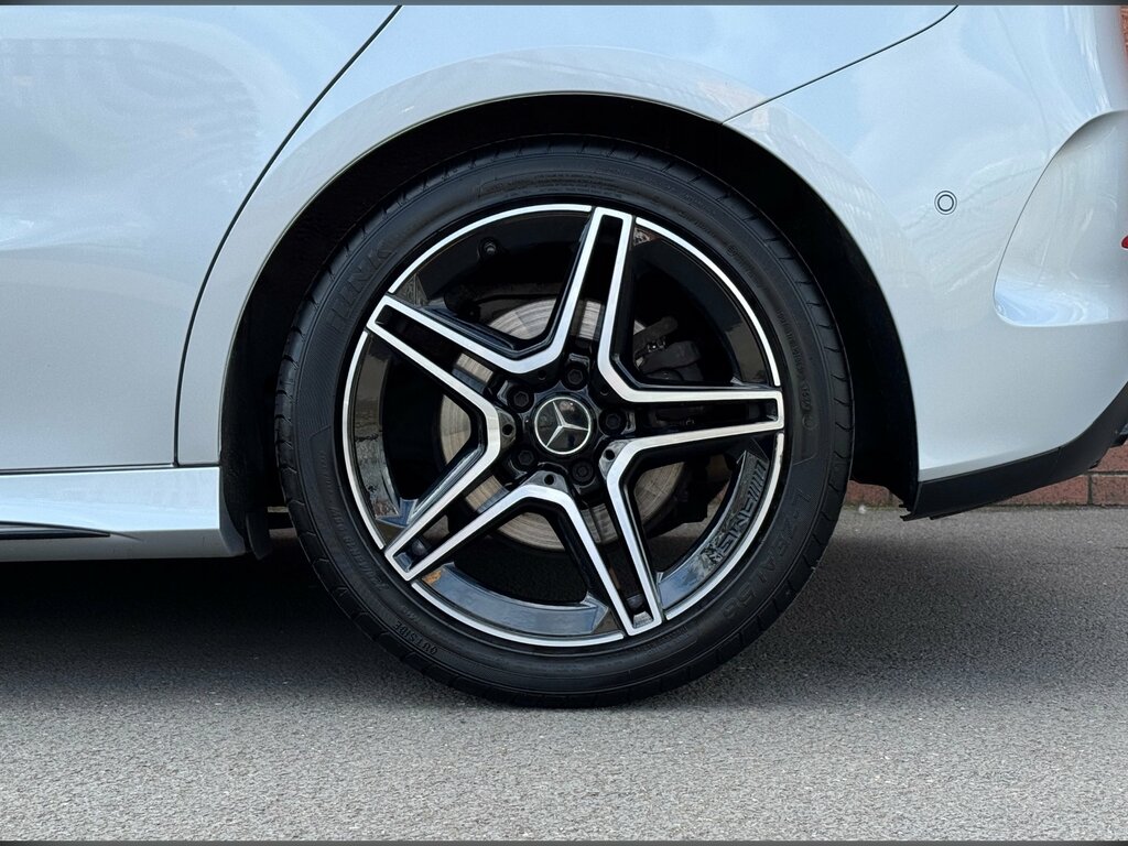 Mercedes-Benz B Class Hatchback Grey #47