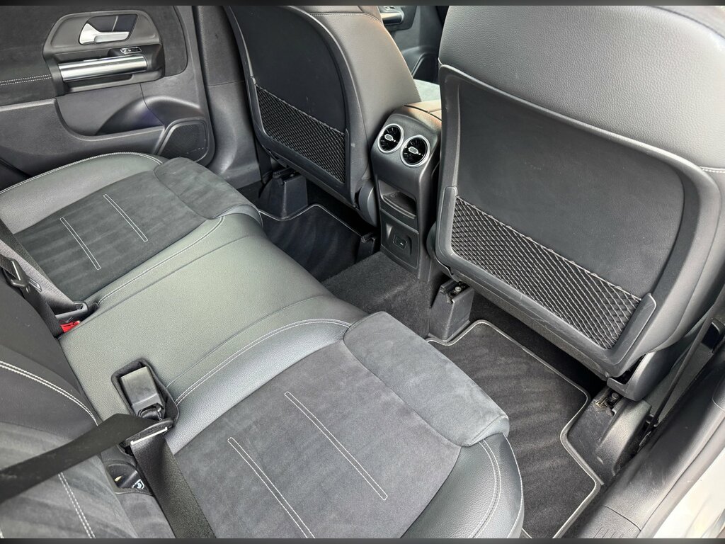Mercedes-Benz B Class Hatchback Grey #35