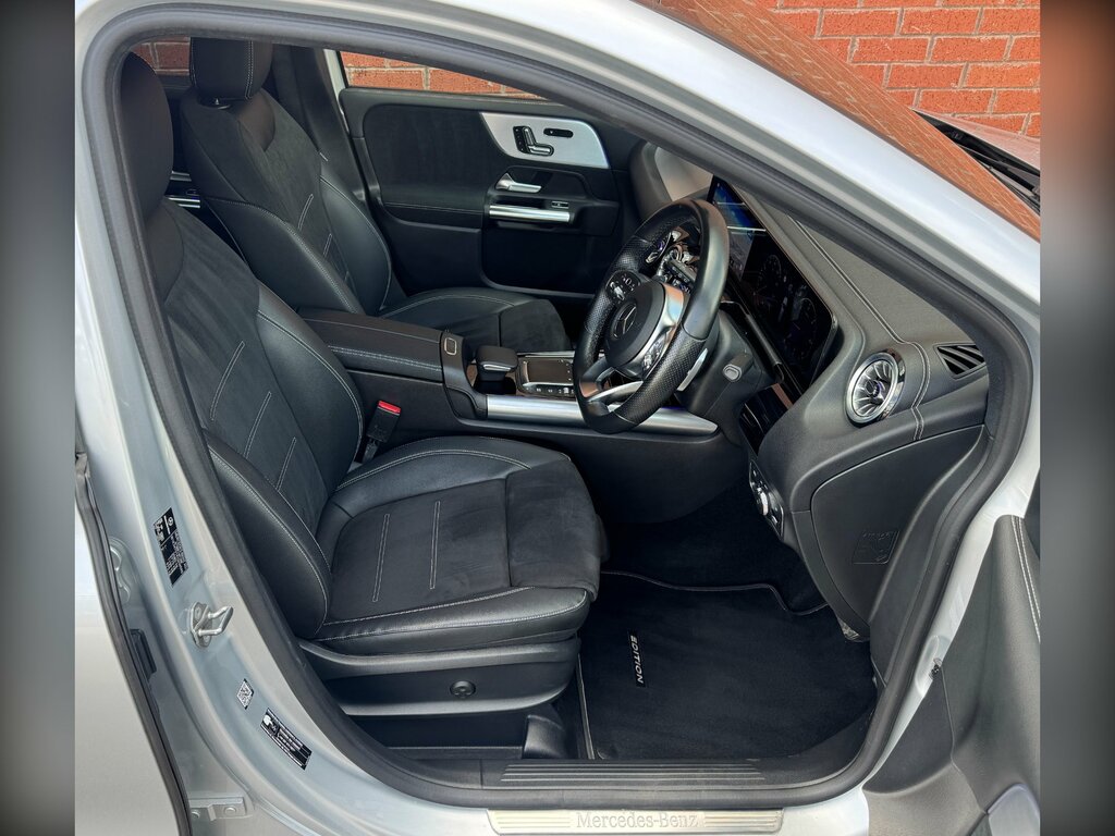 Mercedes-Benz B Class Hatchback Grey #13