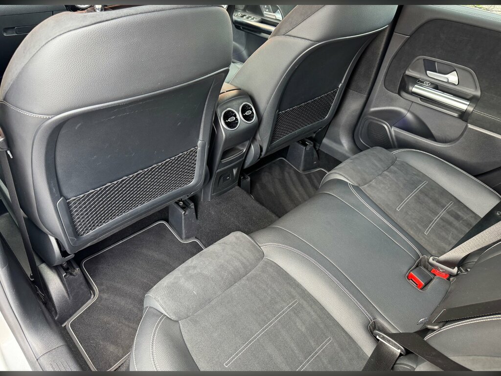 Mercedes-Benz B Class Hatchback Grey #42