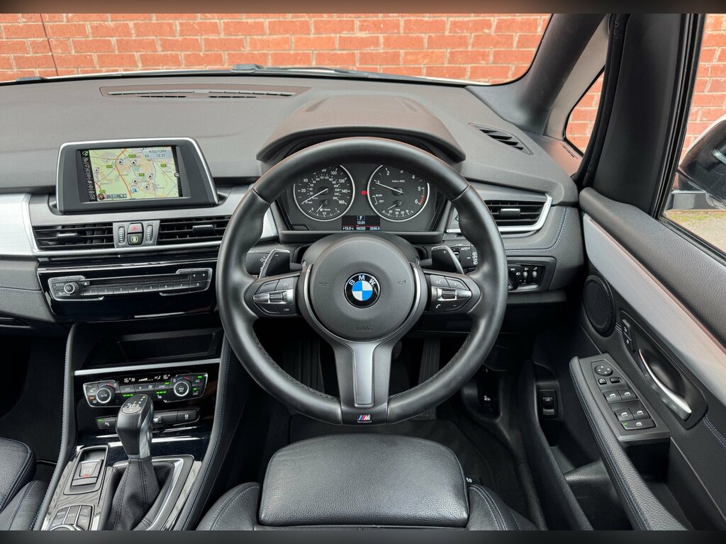 BMW 2 Series Active Tourer 2L Luxury White #32