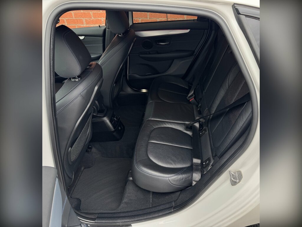 BMW 2 Series Active Tourer 2L Luxury White #43