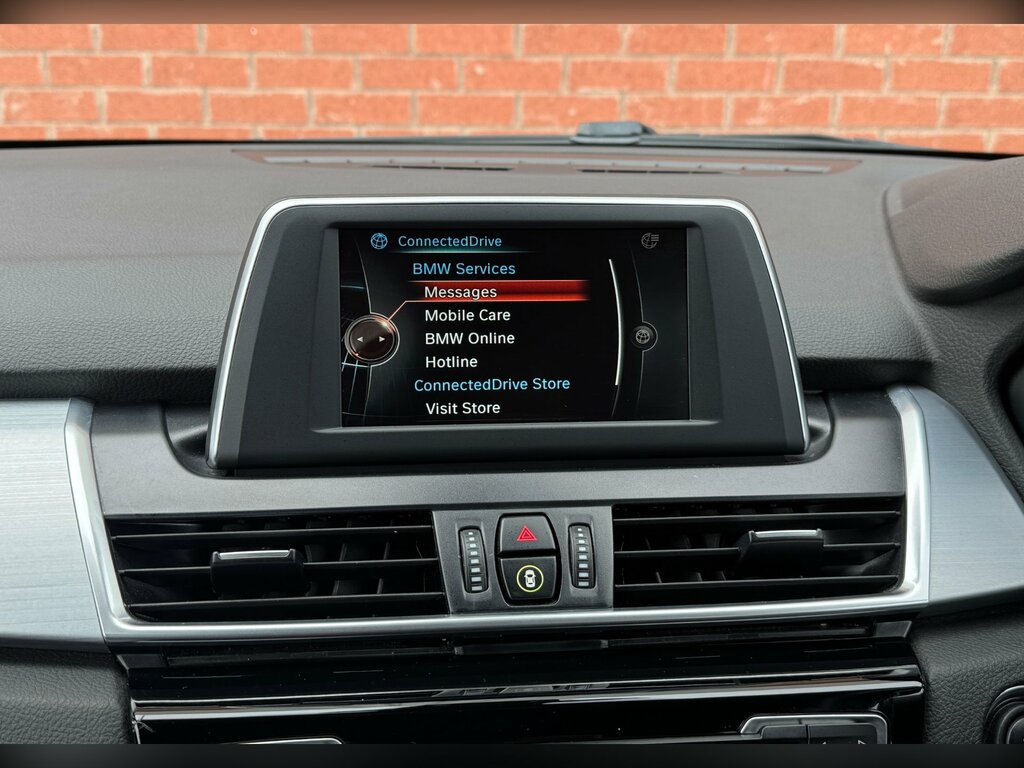BMW 2 Series Active Tourer 2L Luxury White #23