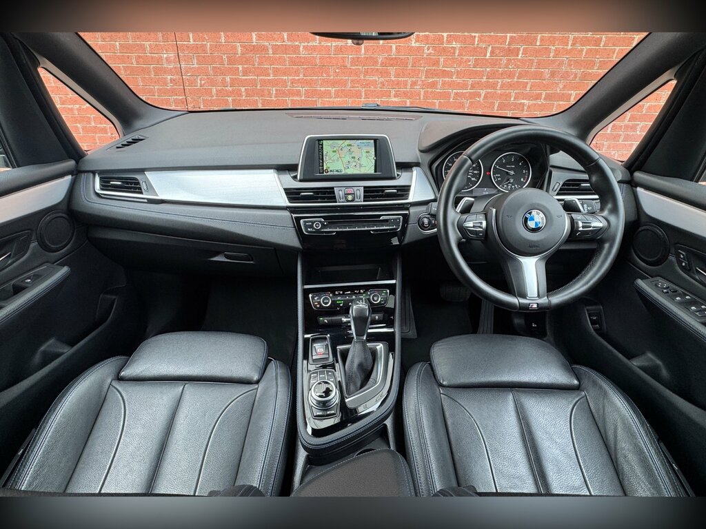 BMW 2 Series Active Tourer 2L Luxury White #16