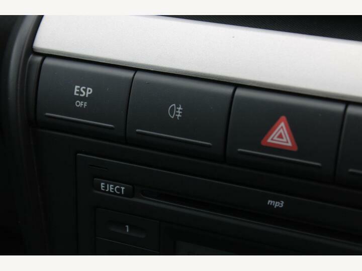 Volkswagen Fox 1.2 60 White #36