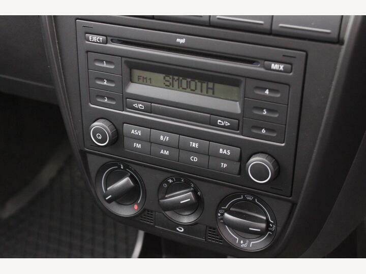 Volkswagen Fox 1.2 60 White #32