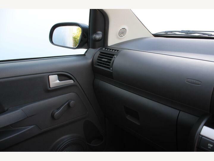 Volkswagen Fox 1.2 60 White #18
