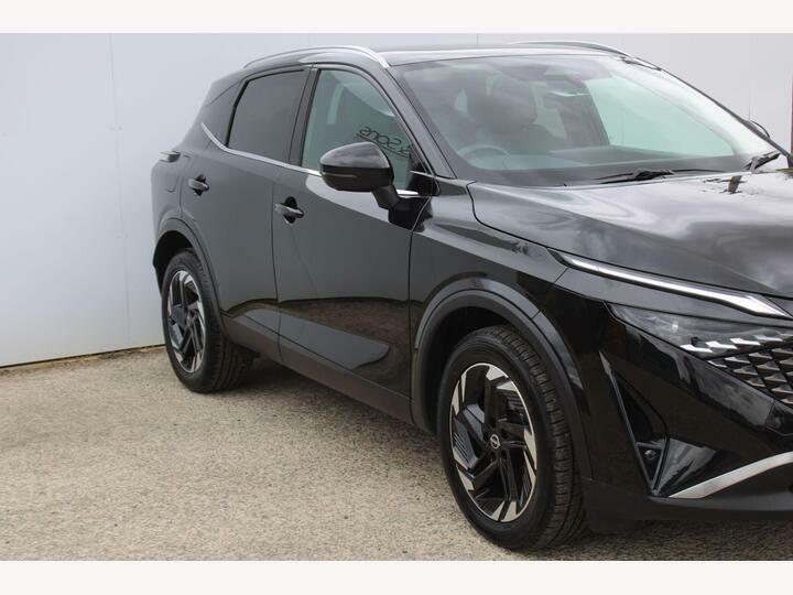 Nissan Qashqai 1.3 Dig-t Mhev N-connecta Euro 6 Ss Black #2