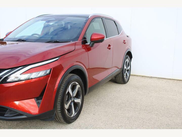 Nissan Qashqai 1.3 Dig-t Mhev N-connecta Euro 6 Ss Red #4
