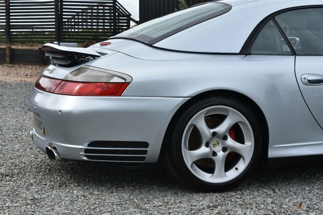 Porsche 911 Gt3 Silver #24