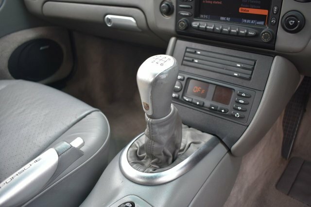 Porsche 911 Gt3 Silver #15