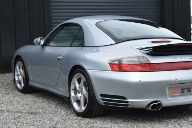 Porsche 911 Gt3 Silver #22